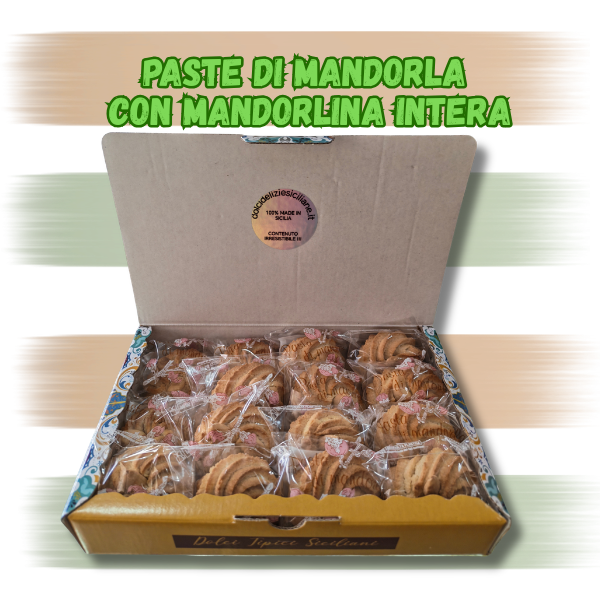 Almond biscuits with candied cherry