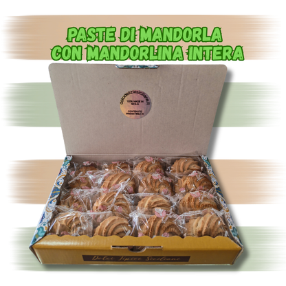 Almond biscuits with candied cherry